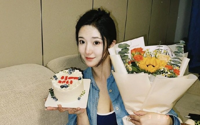 闞琳娜勇敢揭露鄭冀峰的惡行。（圖／翻攝自微博）