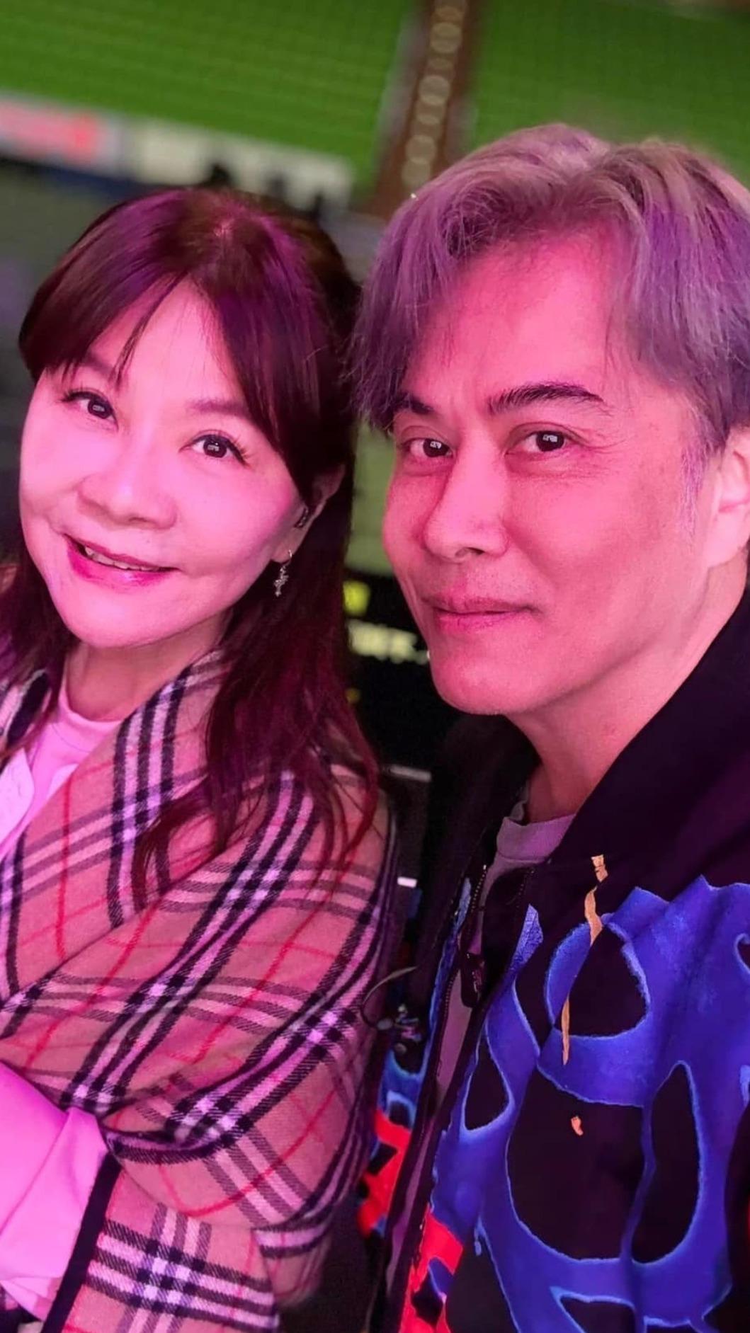 龍千玉相當疼愛弟弟，大讚江志豐嗓音依舊動聽。（圖／翻攝自江志豐臉書）