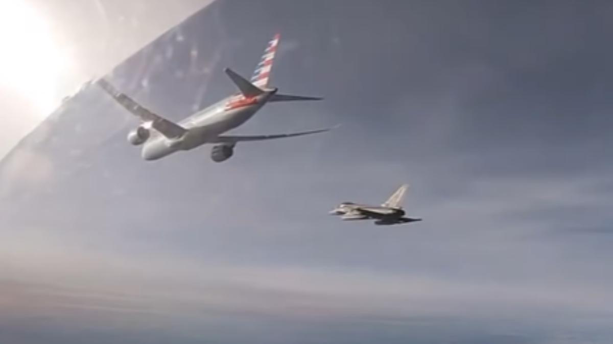 美航客機傳收炸彈威脅，義大利空軍派出戰機護航。（圖／翻攝自Forbes Breaking News YouTube）