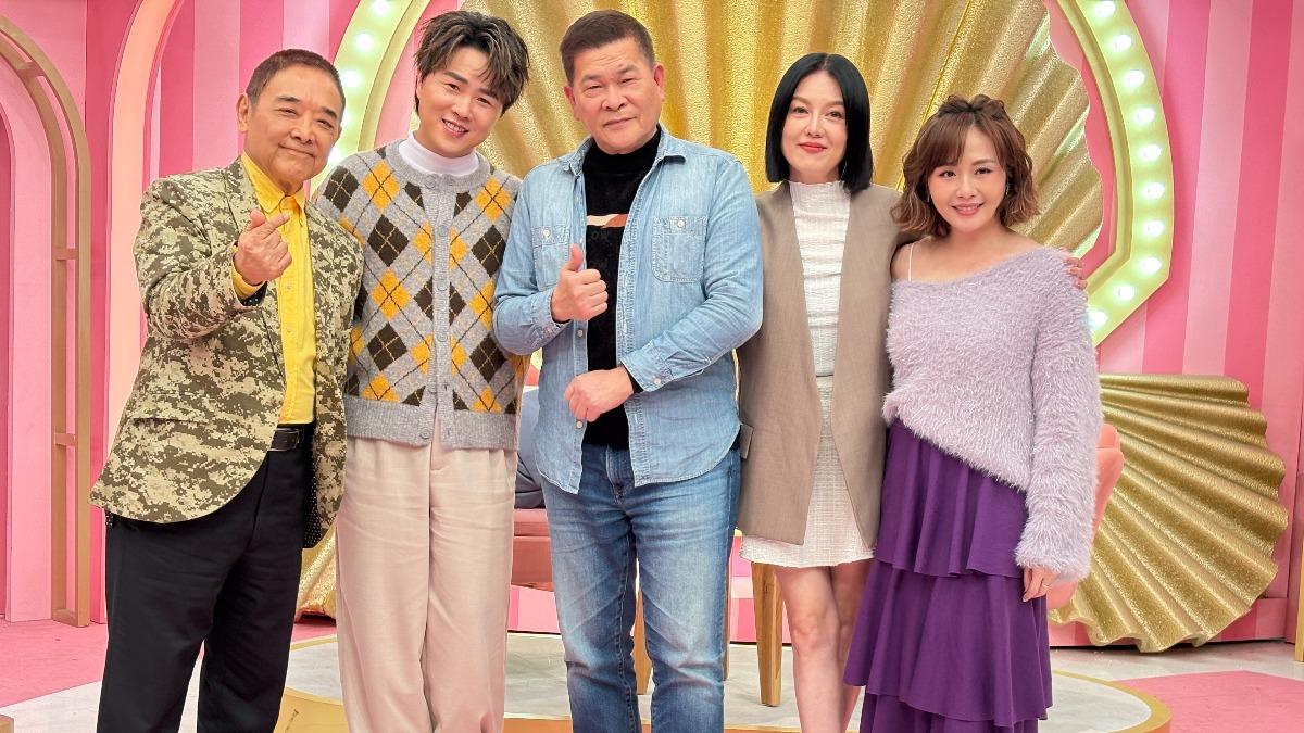 澎恰恰（左3）擔任節目大來賓。（圖／三立提供）