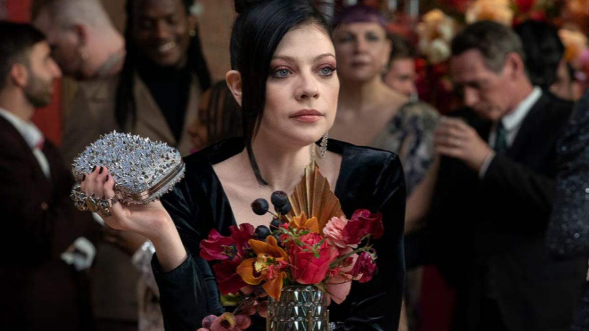 蜜雪兒有客串2022年的《新花邊教主》。（圖／HBO MAX提供）