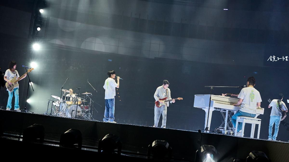 蘇打綠感謝小洋一起完成「一刻單曲計畫」。（圖／蘇打綠有限公司提供）