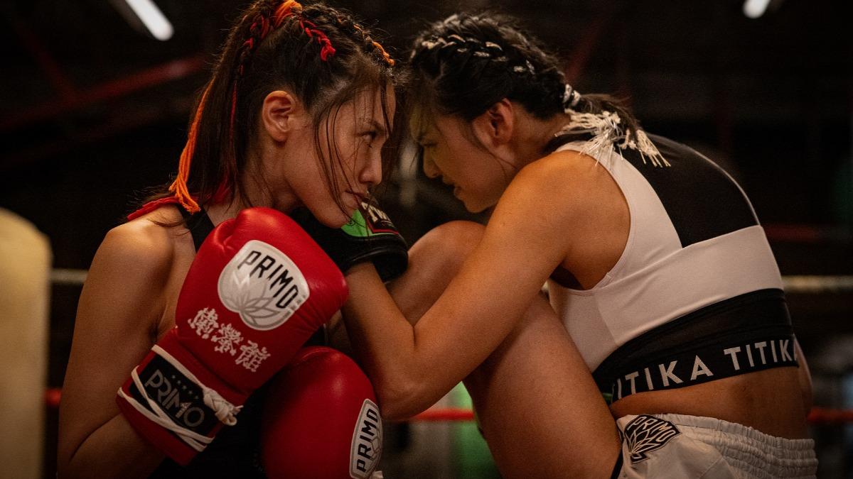 周秀娜、王丹妮在片中大打出手。（圖／華映提供）