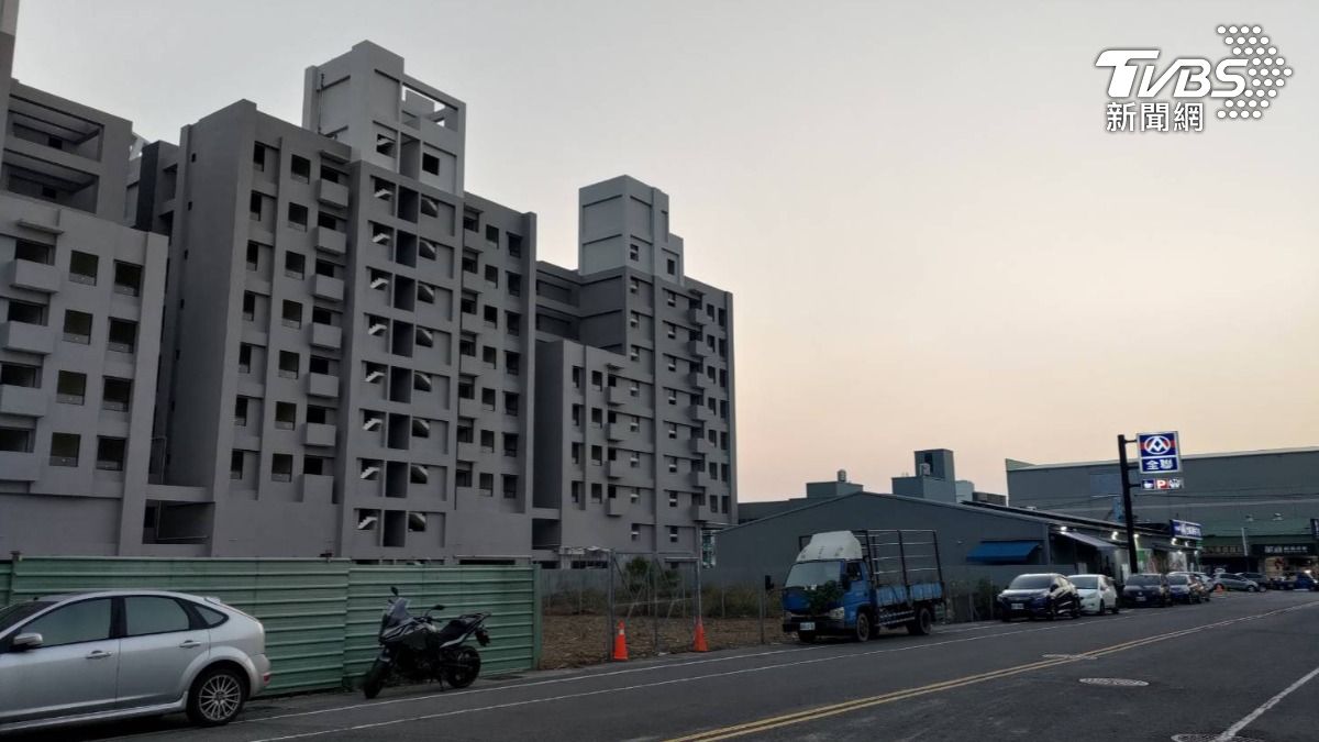房仲平台《我家網》統計，10年來全台房價平均上漲36.6%。漲幅最高的縣市分別為嘉義縣、台東縣和屏東縣。