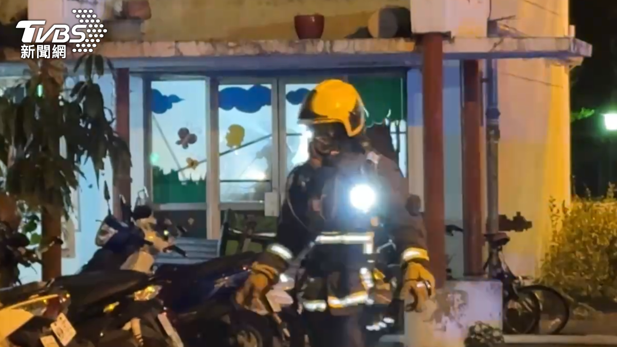 台中南區清晨發生火警。（圖／TVBS）