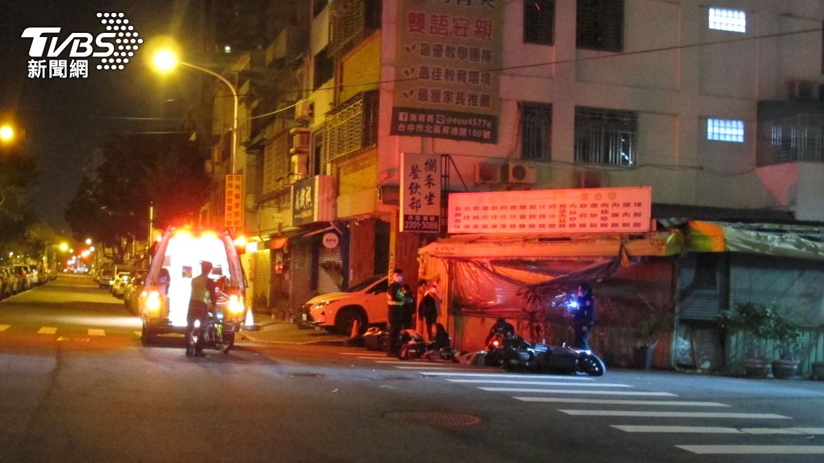 這起事故造成3人受傷。（圖／TVBS）