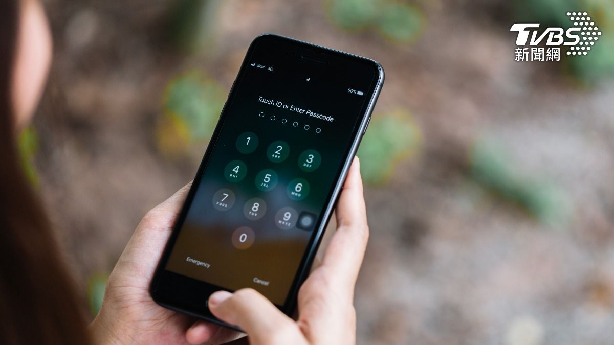 忘記iPhone密碼，其實有解救方法。（示意圖／達志影像Shutterstock）