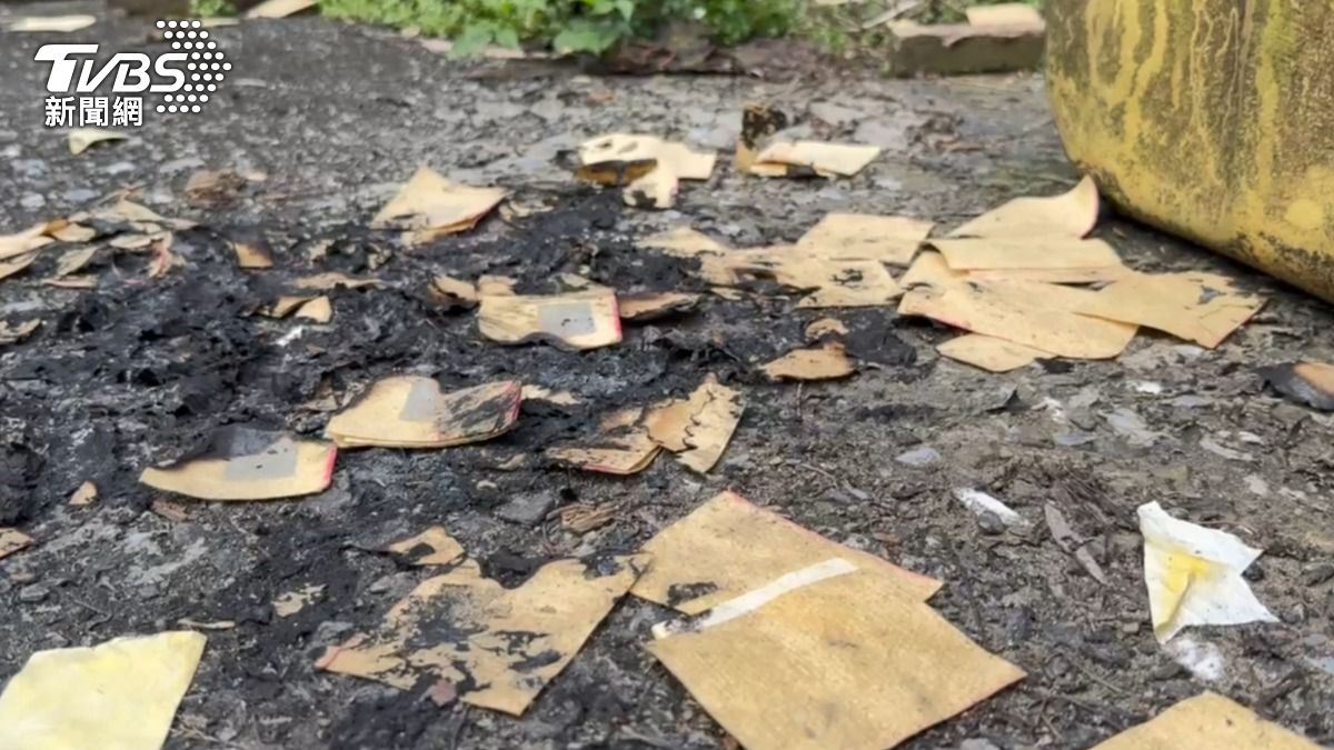 金山男子被發現時，已陳屍在排水溝。（圖／TVBS）