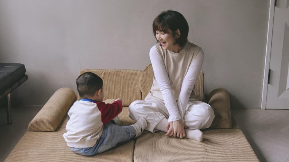 Selina相當寵愛小腰果，不願錯過兒子成長的一分一秒。（圖／翻攝自Selina臉書）