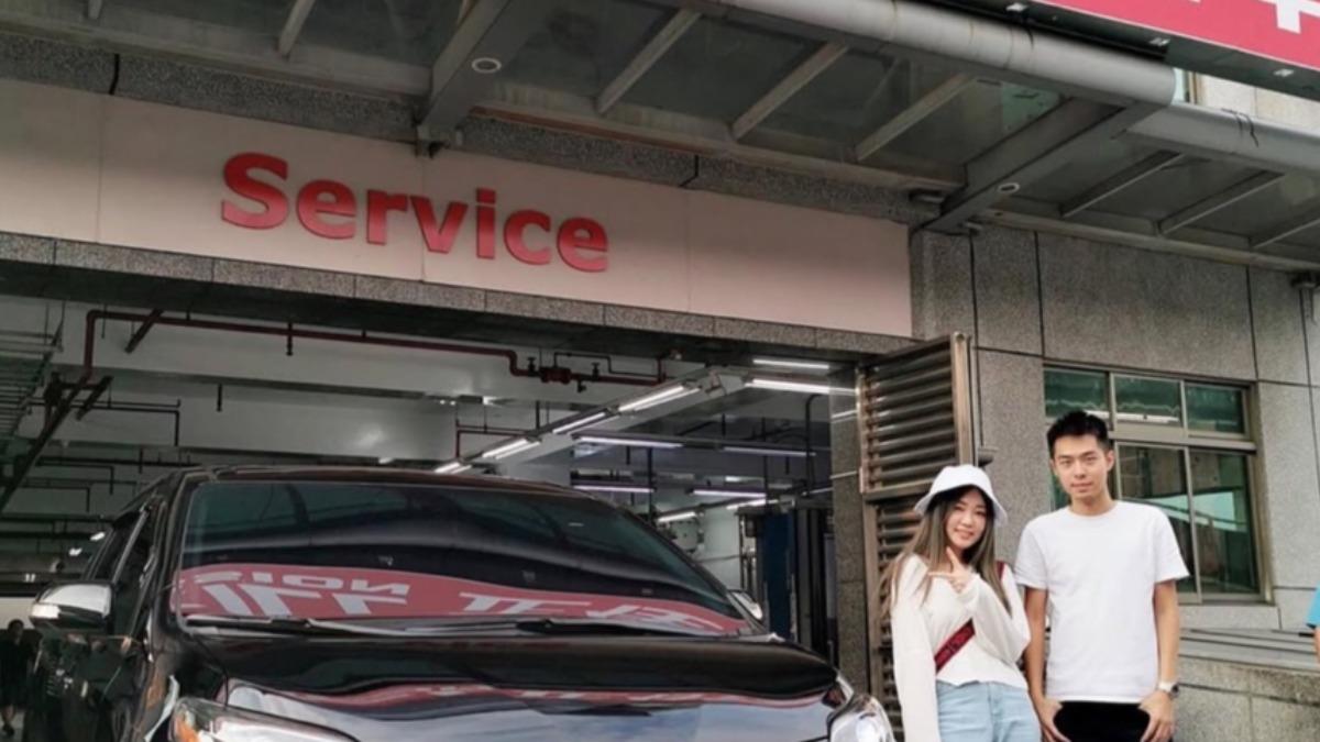 游翔閔交遊廣闊，丫頭也是他生意上的客戶。（圖／翻攝自IG）