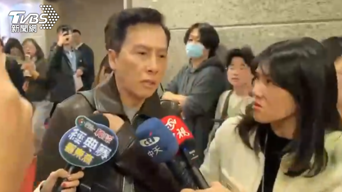 甄子丹出席政協會議。（圖／TVBS）