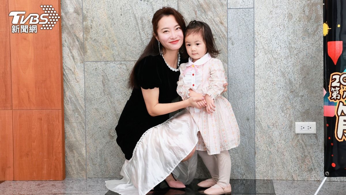 典典寶寶（右）萌翻全場。（圖／趙世平攝）