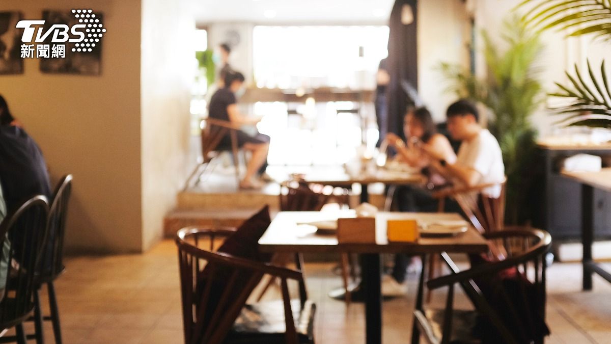 女友點486元檸檬魚!他嫌奢侈「心寒放生」ㅤ網傻眼:請客還計較