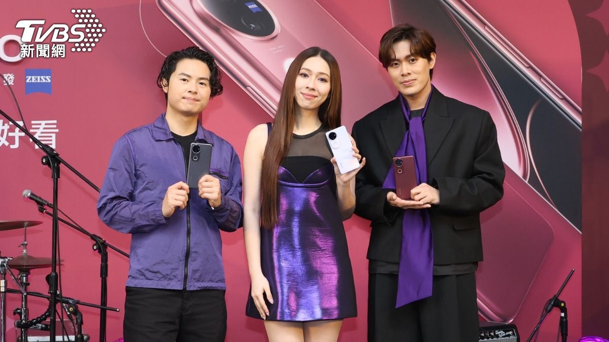 告五人4月12日將在高雄世運主場館開唱。（圖／張哲鳴攝）