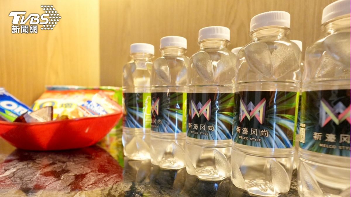 新濠影滙客房MINI BAR。（圖／區國強攝）