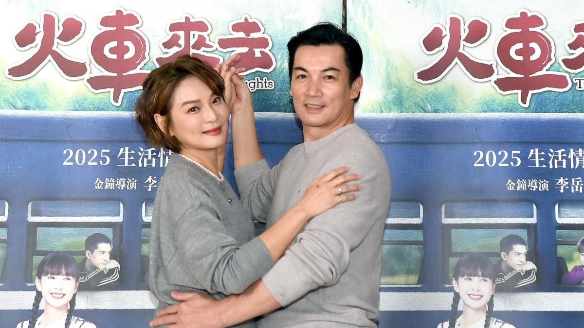 伊正（右）、梁家榕七度演出夫妻。（圖／公視台語台、華視提供）