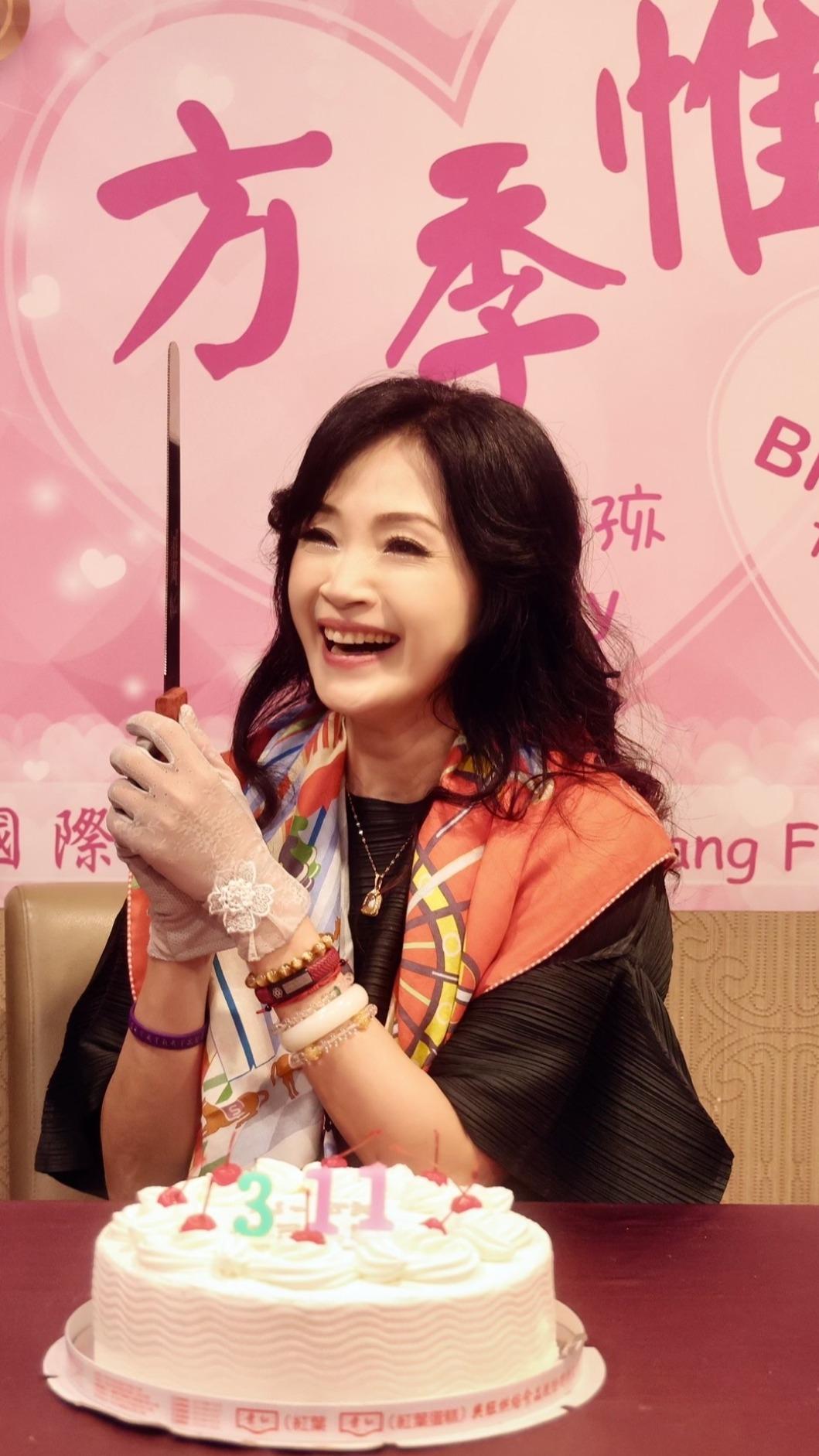 方季惟看不出已經58歲。（圖／尚時代文創娛樂提供）