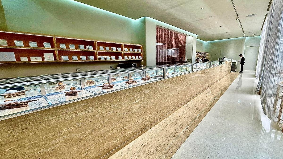 業者號稱號稱斥資2500萬、歷時18個月打造。（圖／翻攝自94 Cafe臉書）