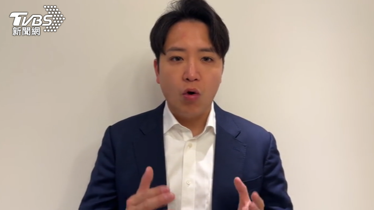 名嘴溫朗東又爆料，羅廷瑋繼兄曾搶劫台中一間電子遊藝場，質疑羅廷瑋是否涉案。（圖／TVBS）