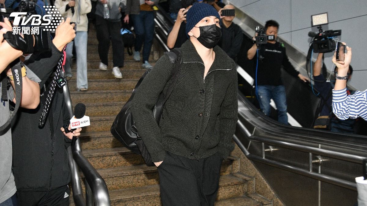 王大陸今日正式入伍。（圖／胡瑞麒攝）