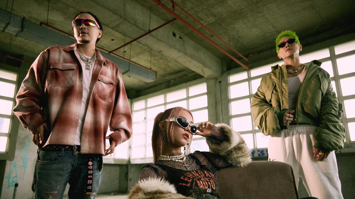 DJ金城（右起）邀連穎、GINJIN合作新歌〈Take A Chance〉。（圖／SPOTLIGHT X提供）