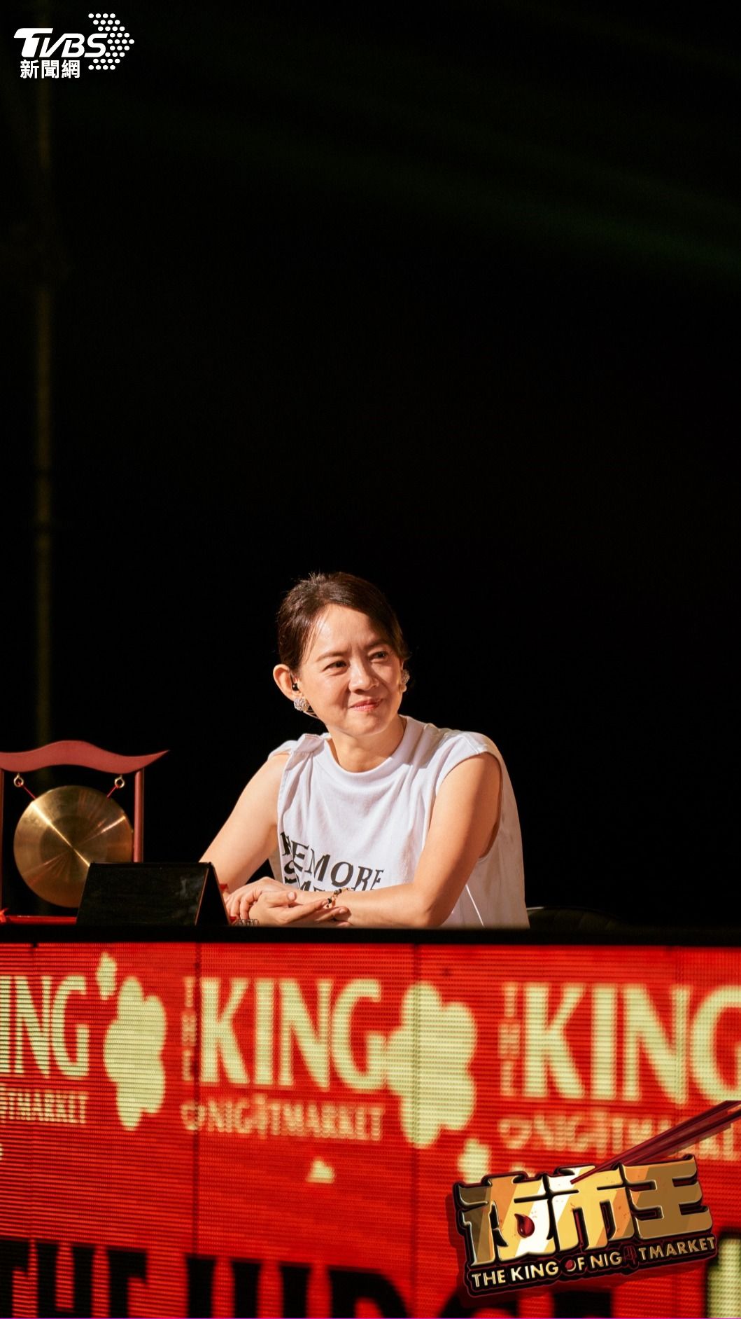 曾寶儀受邀為飛行嘉賓，為美食開嗆爸爸曾志偉。（圖／TVBS）