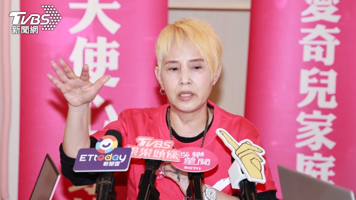 李明依盼黃子佼真心悔改。（圖／黃城碩攝）