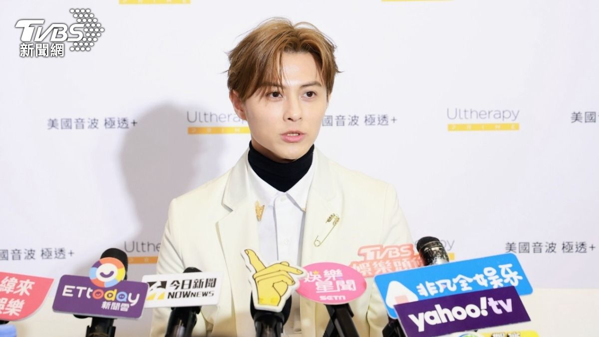 王子想推薦威廉去醫美。（圖／趙世平攝）