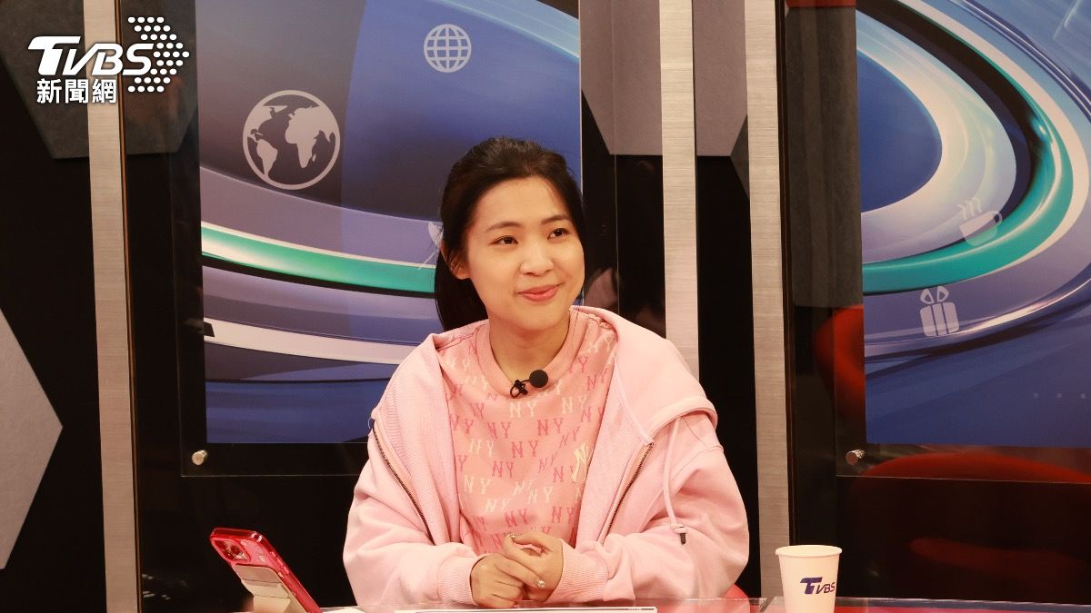 國民黨立委徐巧芯說，她是用命在當立委，不會因為一份民調被挫銳氣。（圖／TVBS）