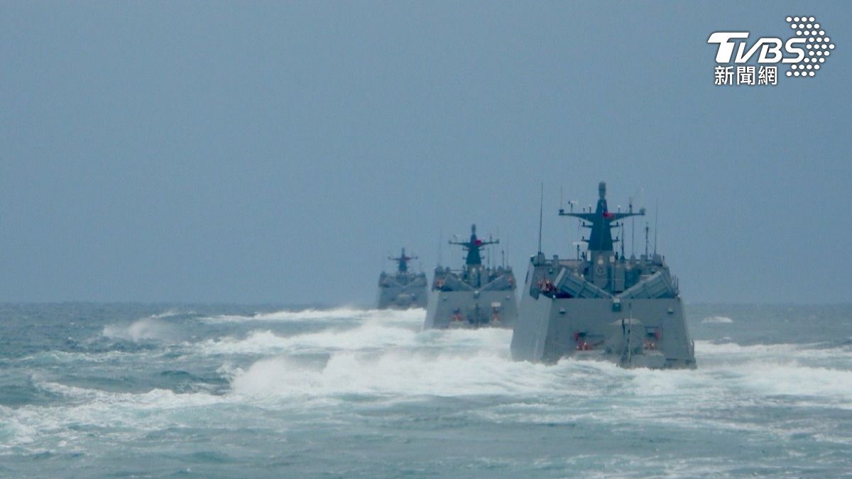 海軍光六快艇進駐戰備漁港。（圖／國防部提供）