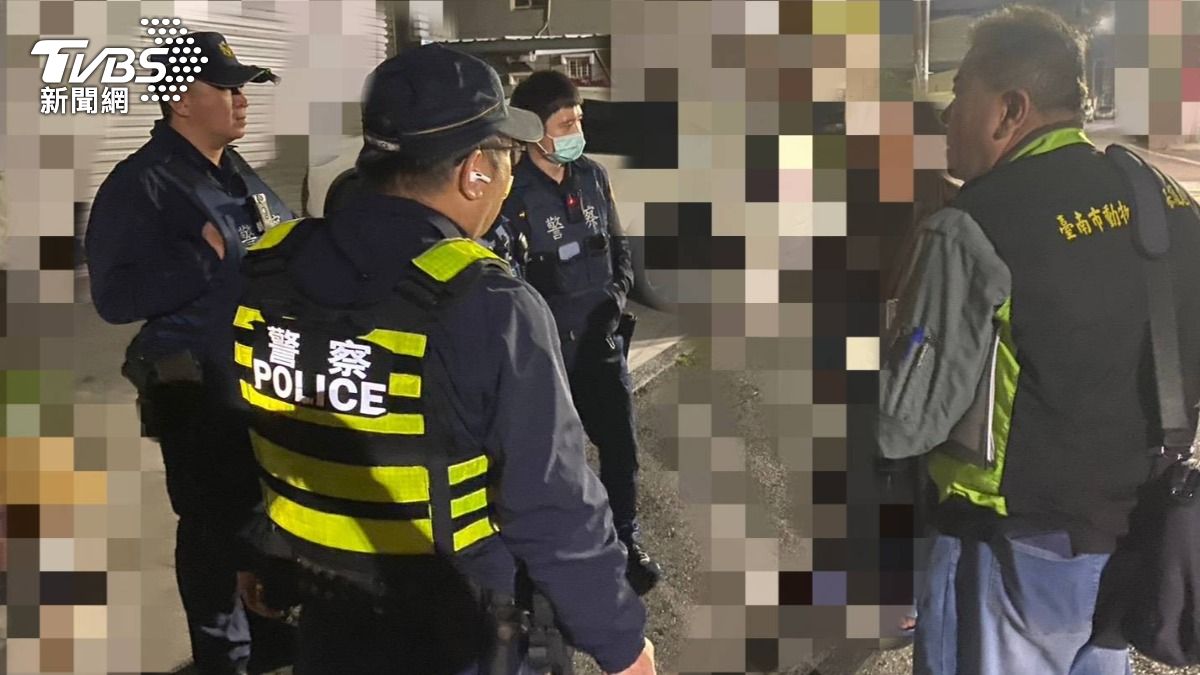 動保處接獲通報立即協同警方前往調查。（圖／TVBS）