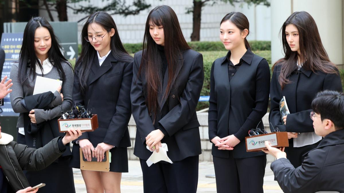 NewJeans於3月7日現身首爾中央地方法院。（圖／news1提供）