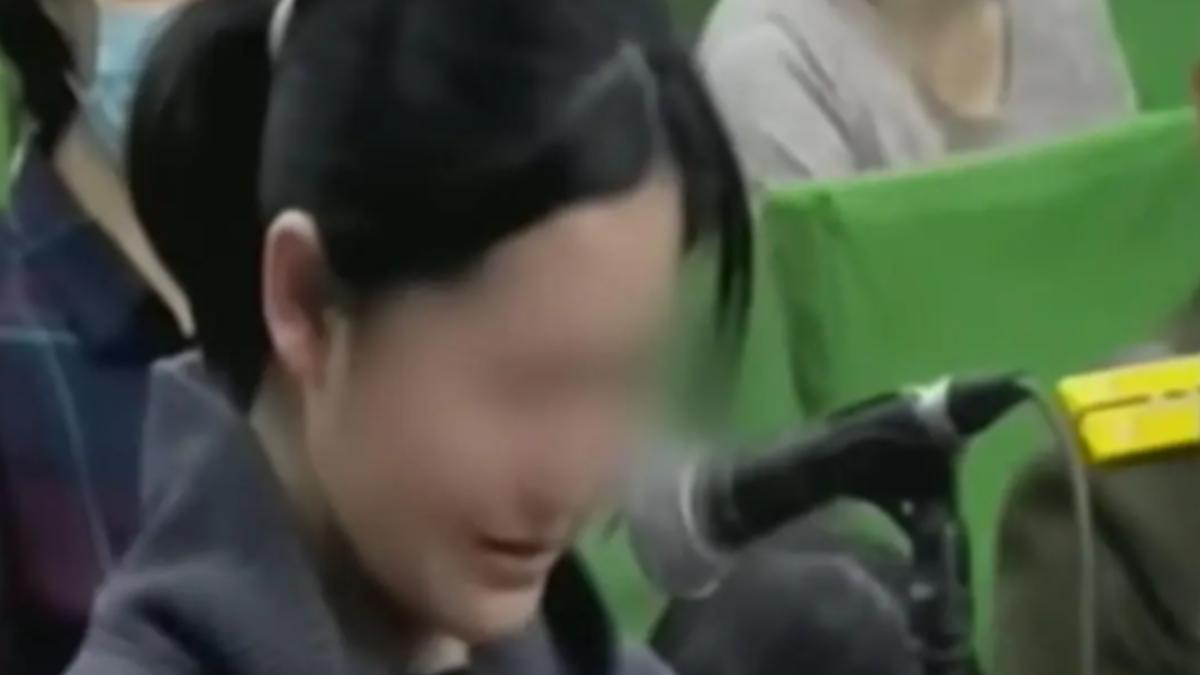 北韓少女被公開審判，在庭上崩潰痛哭。（圖／翻攝自 YouTube Japan News）