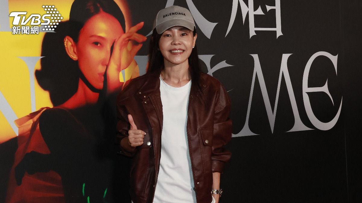 彭佳慧早上去信義區追星，晚上來小巨蛋看演唱會。（圖／張哲鳴攝）