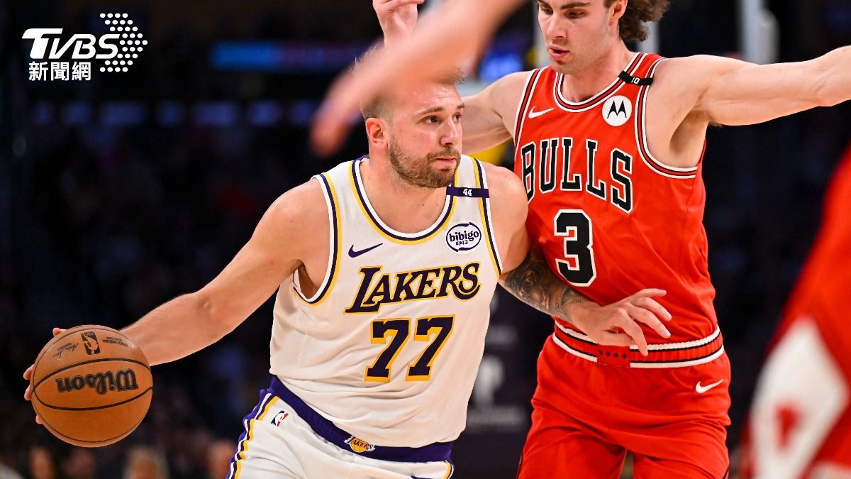 唐西奇全場投進8顆外線攻下34分。（圖／達志影像路透社）