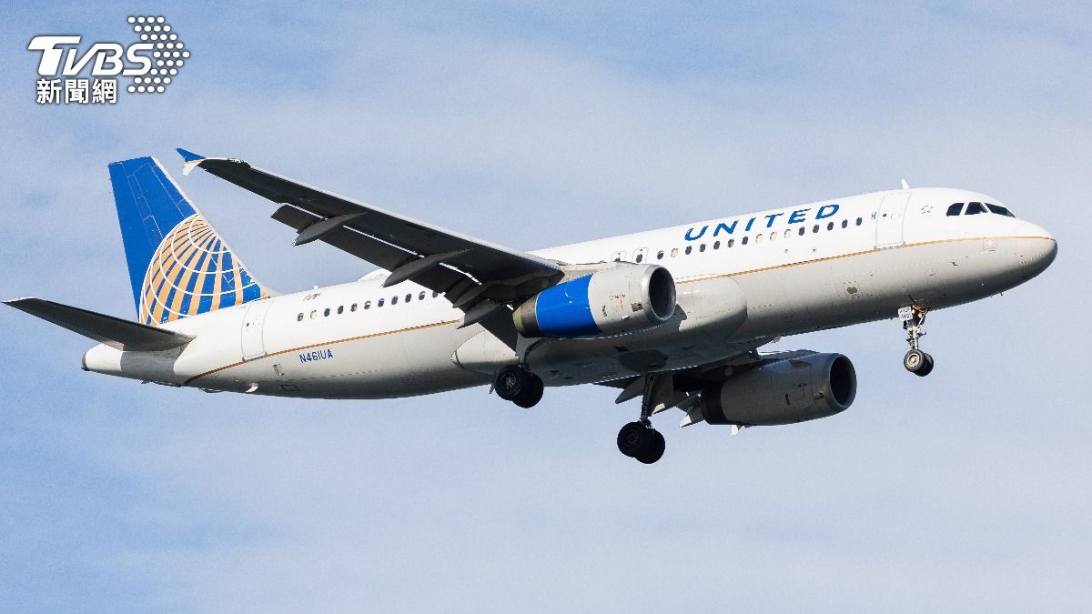 廁所鏡子發現「一行字」 美349人客機緊急返航
