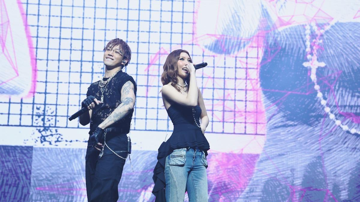 ØZI找來Karencici合體。（圖／寬宏藝術Ｘ華納音樂Ｘ奧曼音樂提供）