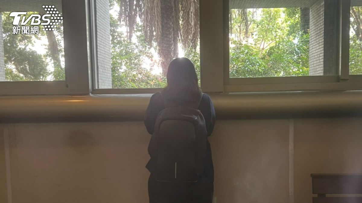 洪淨媽媽今天也到法院聽庭。（圖／林冠丞攝）