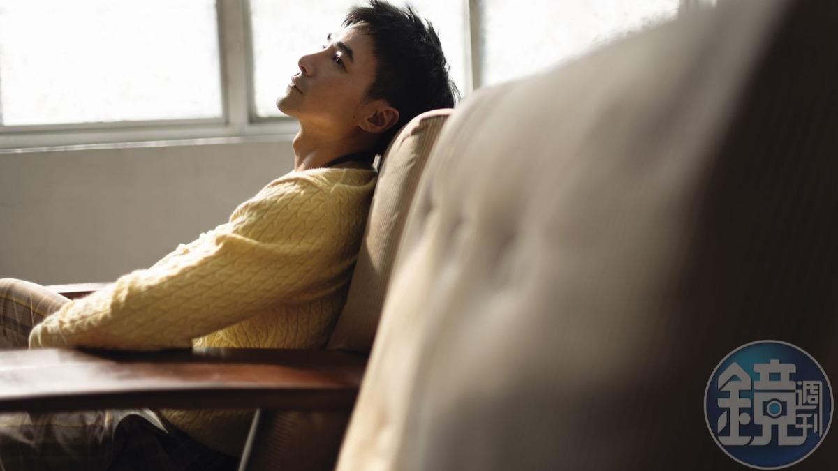 是元介41歲了，「我沒有很大起，也沒有很大落，人生當中起起伏伏，得到了很多，失去了很多，但對我而言都是快樂的。」（圖／鏡週刊）