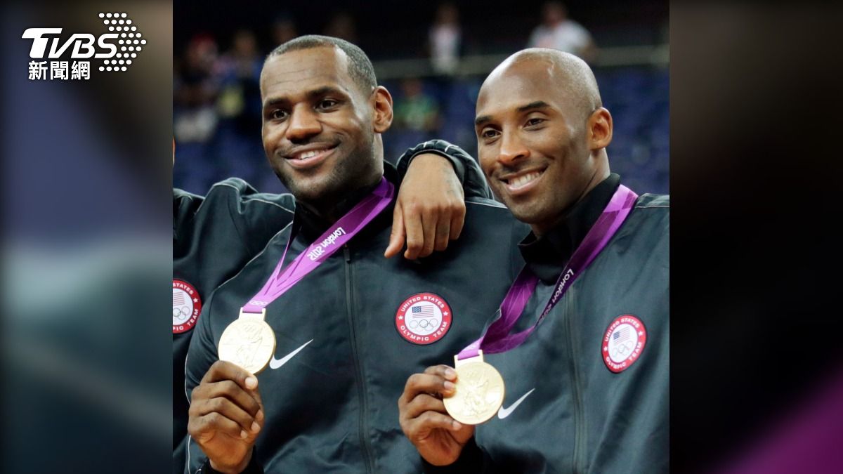 詹姆斯與科比在美國隊時互動良好，但是直到科比退役後關係才變得緊密。（圖／達志影像美聯社）