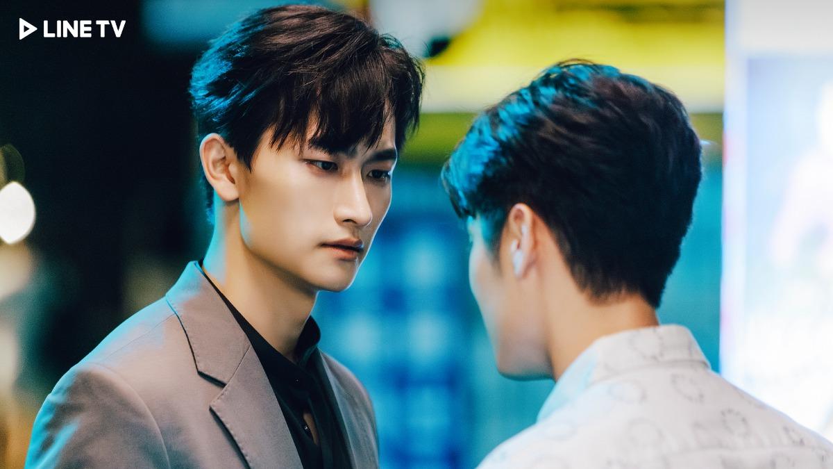 毛祁生（左）對張家陞說彼此只是「工作關係」，讓他相當難過。（圖／LINE TV提供）