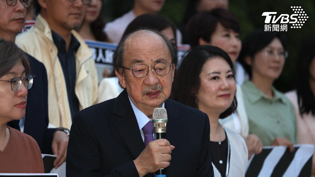 不滿藍白夜襲開院會　柯建銘喊防「賣國鬼」率綠委封議場