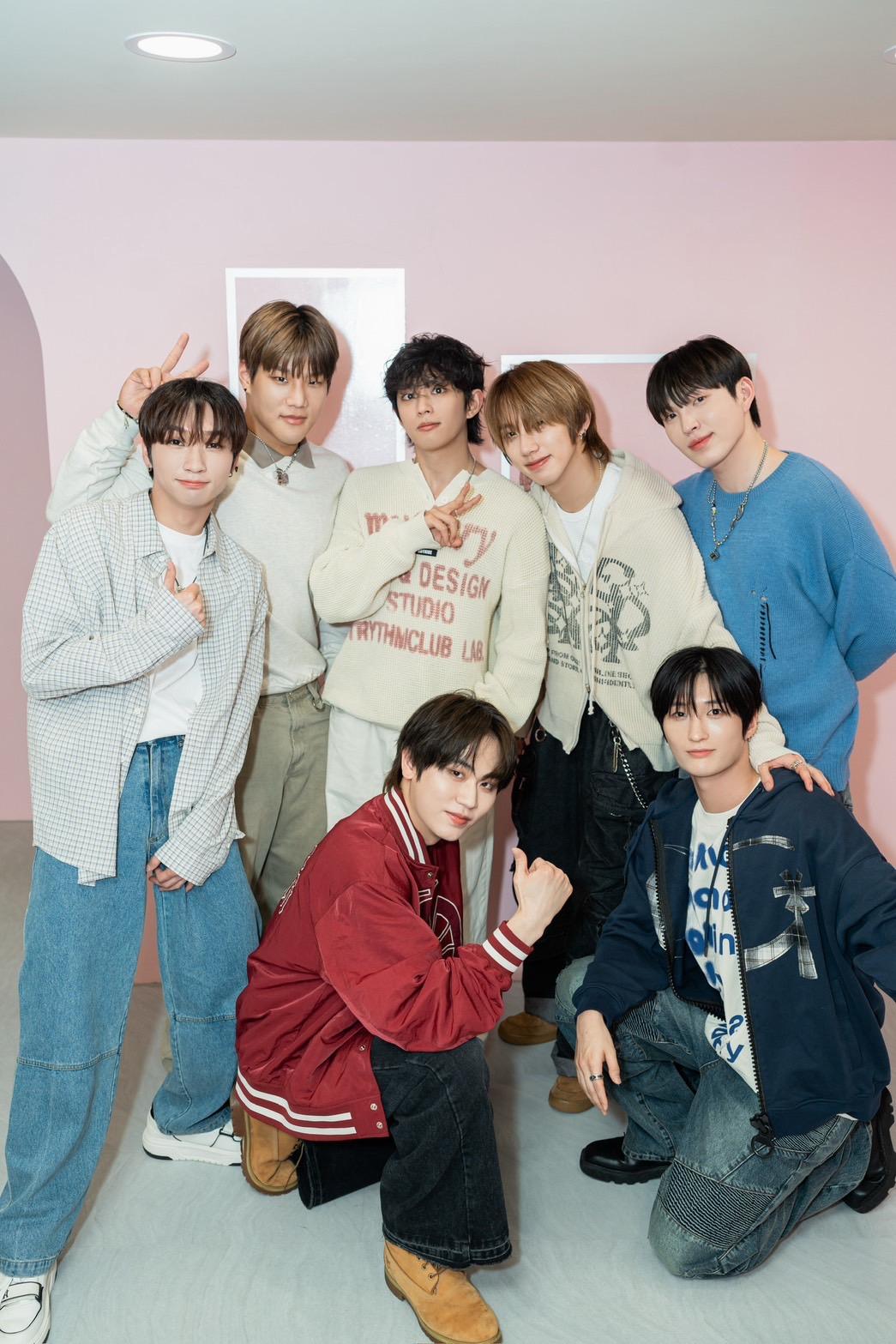 DKB訪談間打鬧不斷，透露出好感情。（圖／Brave Entertainment、FU Entertainment、DJB提供）