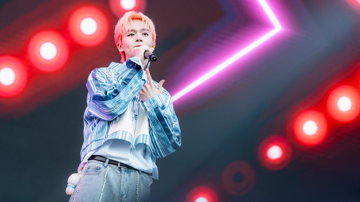 瑋瑋難得唱錯歌詞，讓他直呼好糗。（圖／寬寬整合行銷提供）