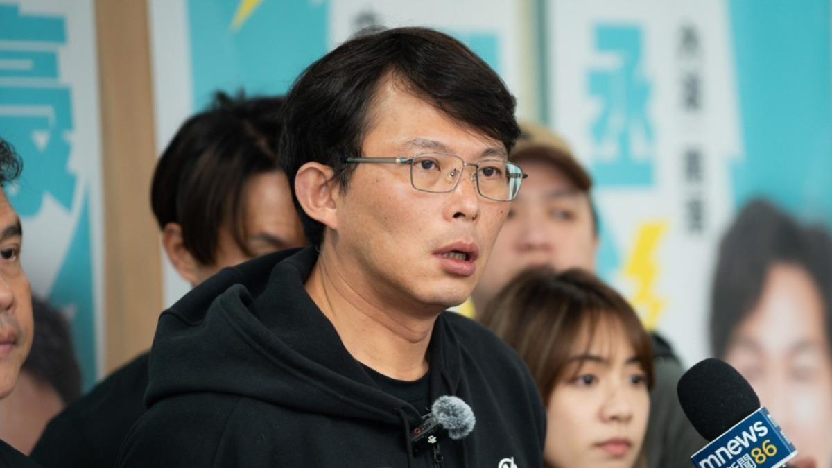 白營備戰龍舟賽！首輪對手曝光　黃國昌領軍「邀新北首長切磋」