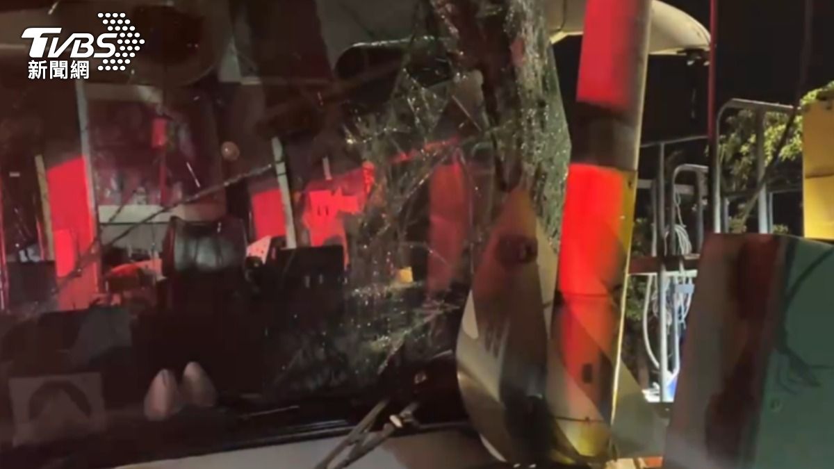 客運嚴重受損。（圖／TVBS）