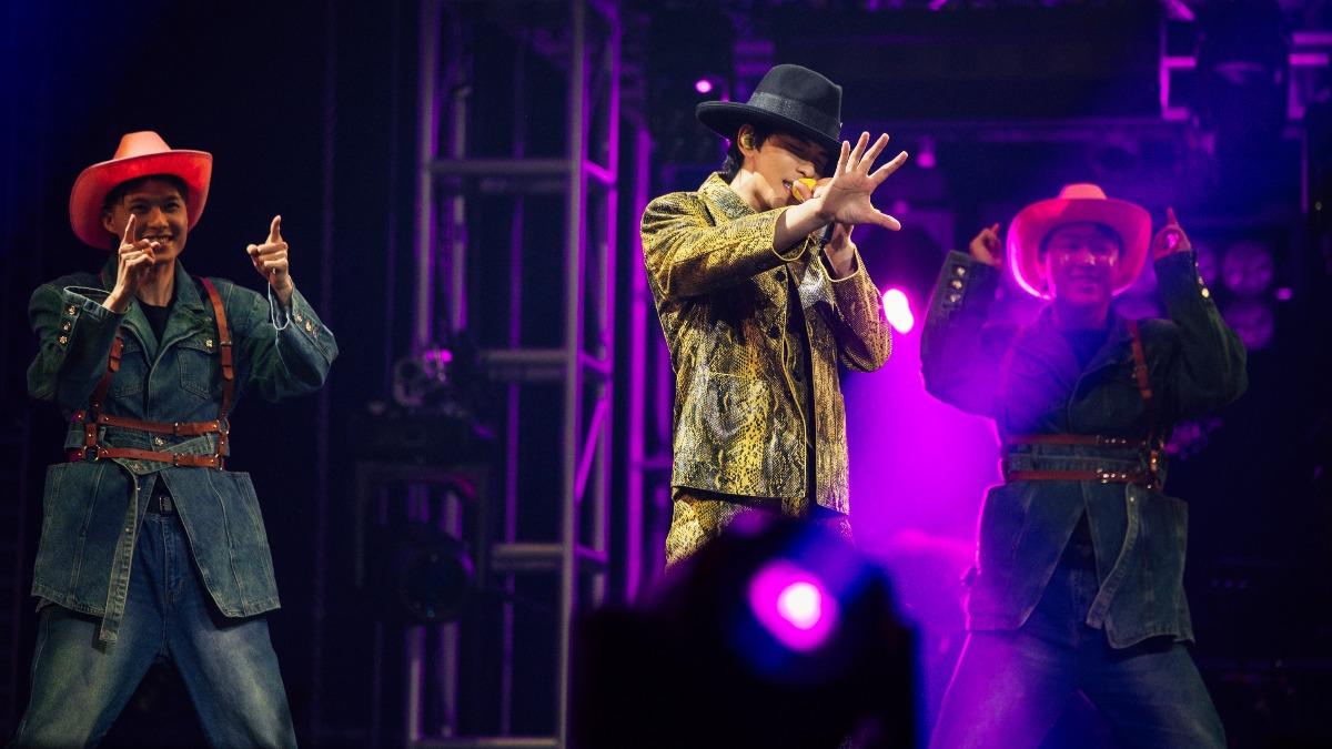 蕭敬騰挑戰唱跳。（圖／寬魚國際Ｘ華納音樂提供）