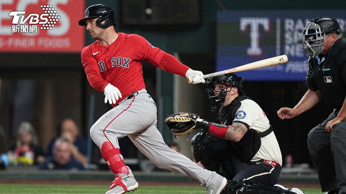 布萊格曼的加入，讓狄佛斯被迫轉型指定打擊。（圖／達志影像美聯社）