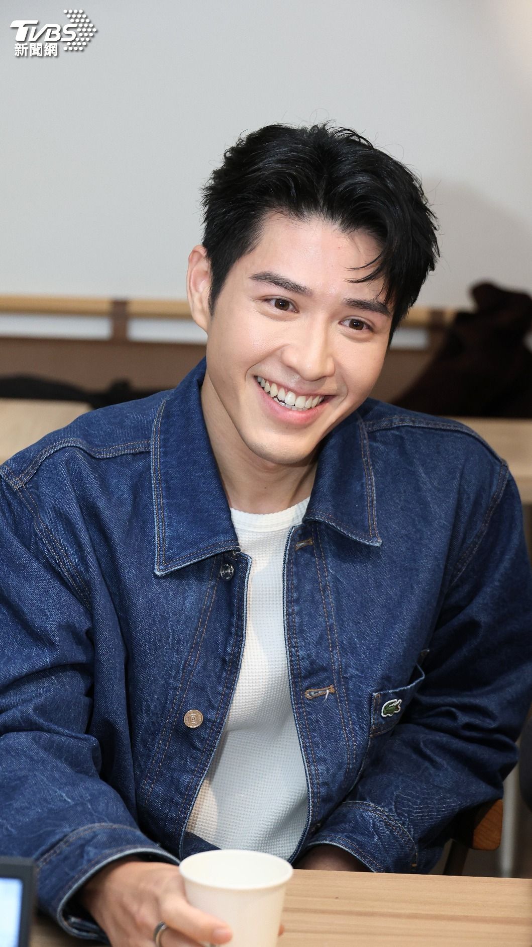 吳岳擎苦練上海口音。（圖／張哲鳴攝）