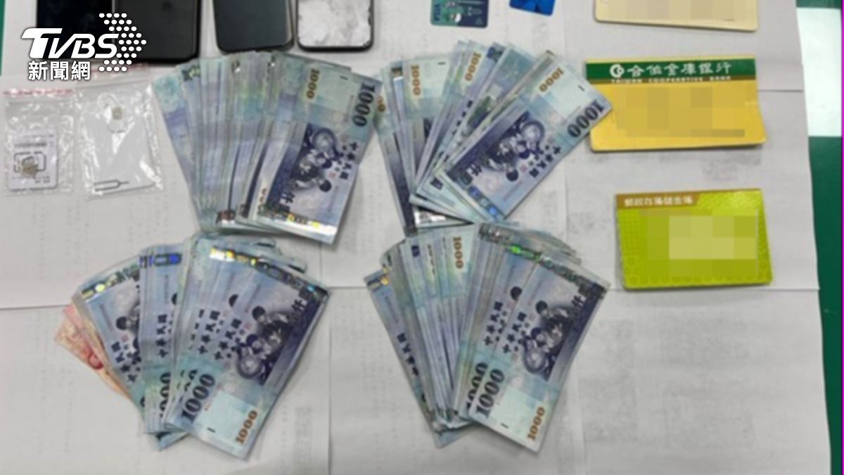 警方將2男逮捕。（圖／TVBS）